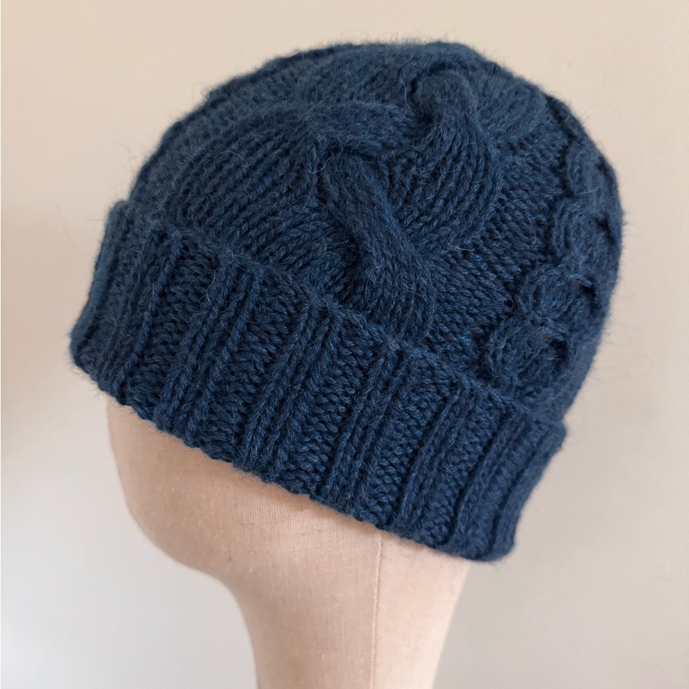 Baby Alpaca Cable Knit Beanie